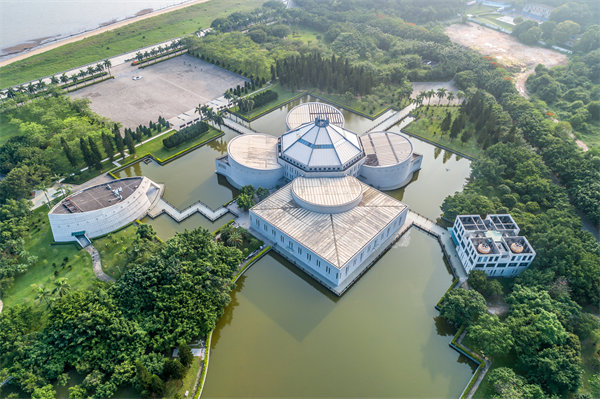 企業(yè)管理遇困想找?guī)褪?，東莞管理咨詢公司排名能指路嗎？